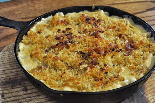 Old Fashioned Baked Mac and Cheese Recipe.