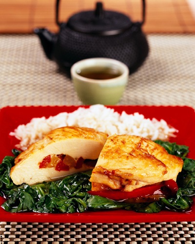 Pepper Stuffed Chicken Breast With Spinach Recipe