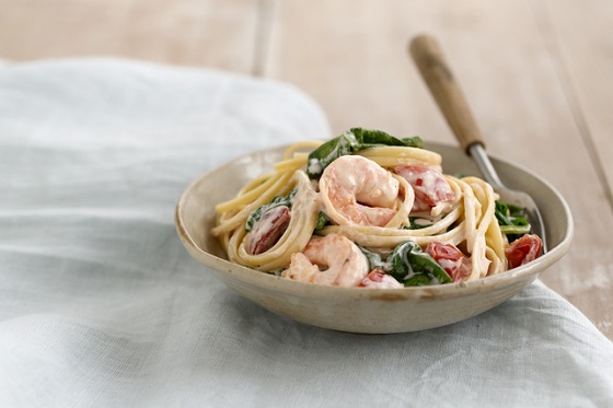 Shrimp In Love Pasta. This Shrimp-in-Love Pasta is ridiculously delicious, requires just five ingredients and is ready to eat in only 20 minutes.